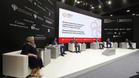 На ПМЭФ-2021 обсудили проблему ответственного отношения к животным
